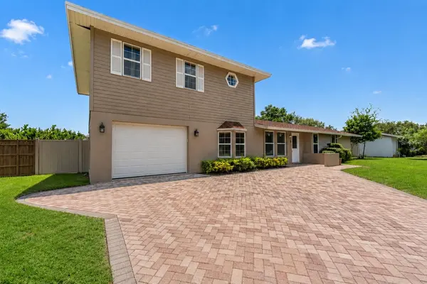 5408 EVORA AVE, Sarasota, FL 34235