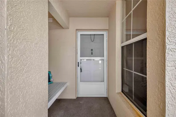 4550 PINEBROOK CIR #605, Bradenton, FL 34209
