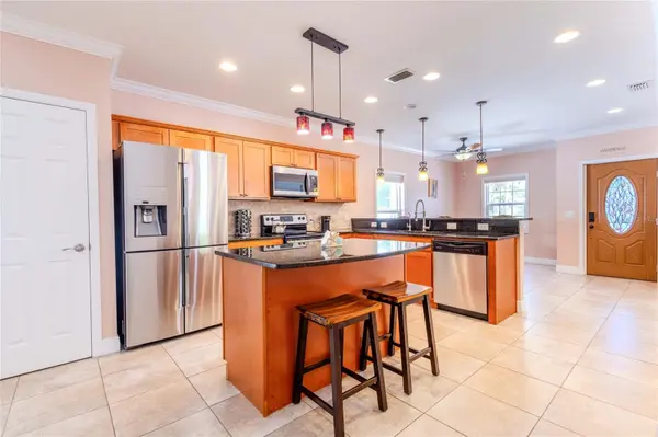 2920 EDGEWOOD LN, Sarasota, FL 34231