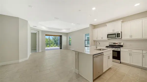 264 ALTAMURA CIR, Nokomis, FL 34275