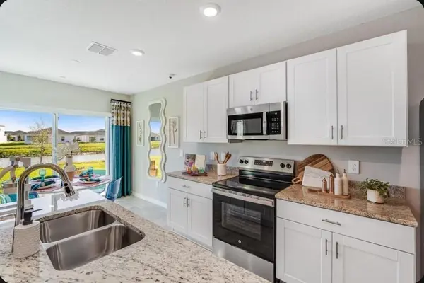 6518 EQUINOX LN, North Fort Myers, FL 33917