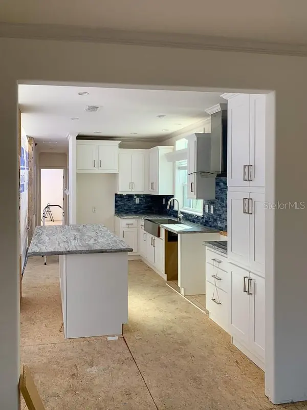 71 TWIN SHORES BLVD, Longboat Key, FL 34228