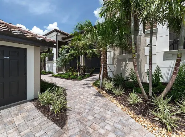 5548 PALMER CIR #103, Bradenton, FL 34211