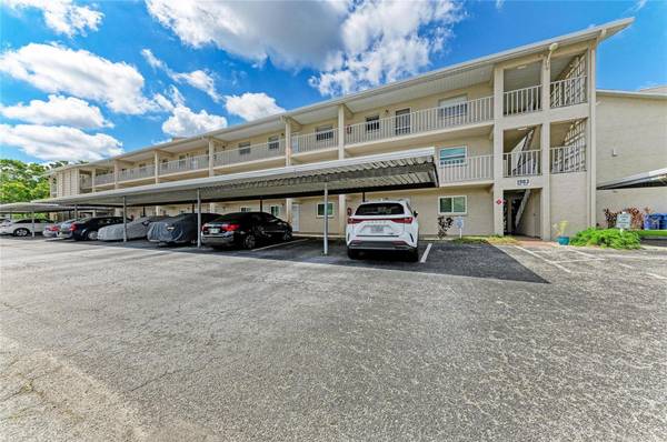 3983 MACEACHEN BLVD #434, Sarasota, FL 34233