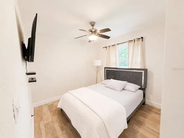 4820 SUNDAY CT, Sarasota, FL 34235