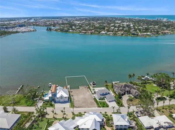 325 SUNRISE DR, Nokomis, FL 34275