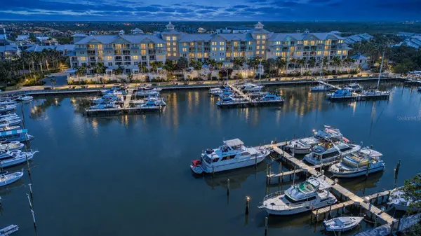 3273 MANGROVE POINT DR, Ruskin, FL 33570