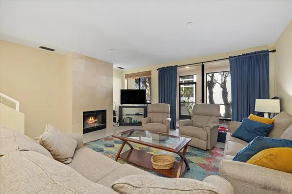 2012 HARBOURSIDE DR #2102, Longboat Key, FL 34228