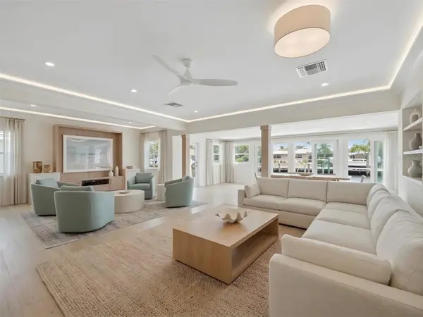 525 SLOOP LN, Longboat Key, FL 34228