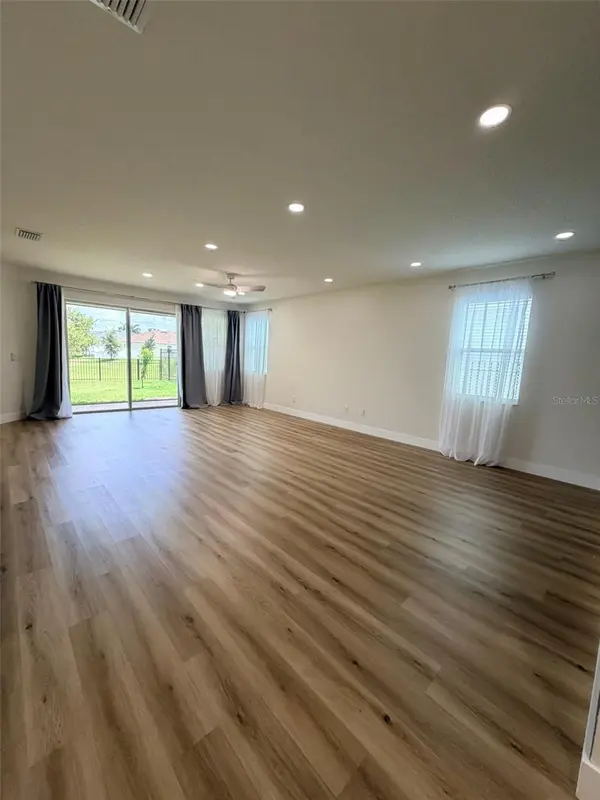 3467 74TH AVENUE CIR E, Sarasota, FL 34243