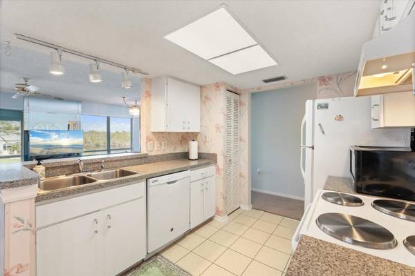 312 108TH ST W, Bradenton, FL 34209