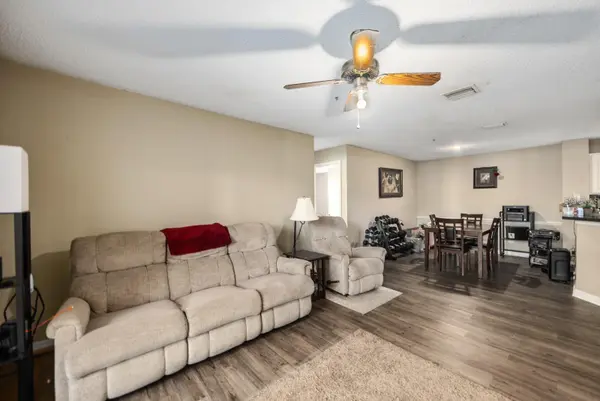 4045 CROCKERS LAKE BLVD #11, Sarasota, FL 34238