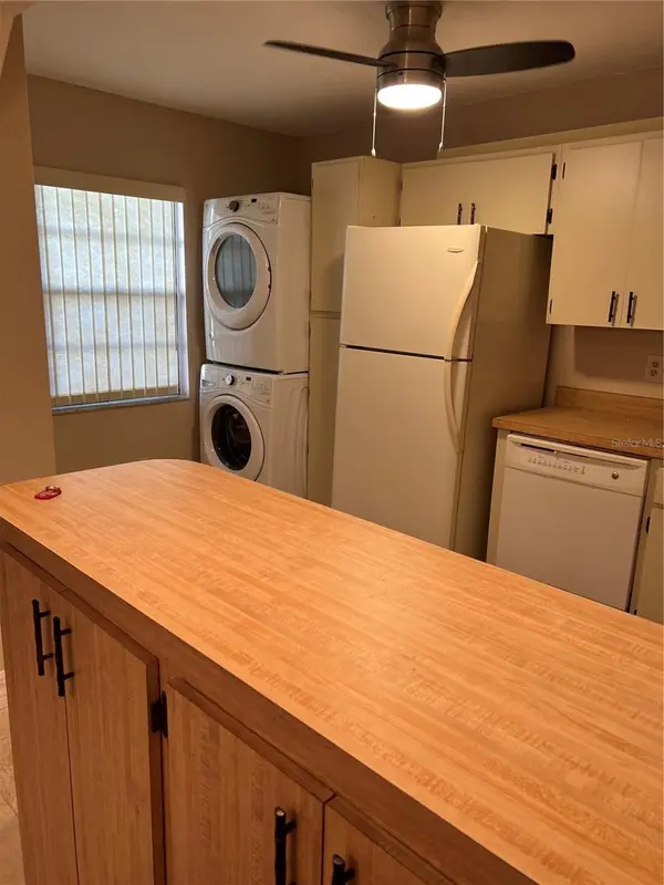 5400 34TH ST W #E8, Bradenton, FL 34210