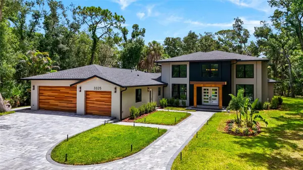 3325 WEBBER WOODS DR, Sarasota, FL 34240