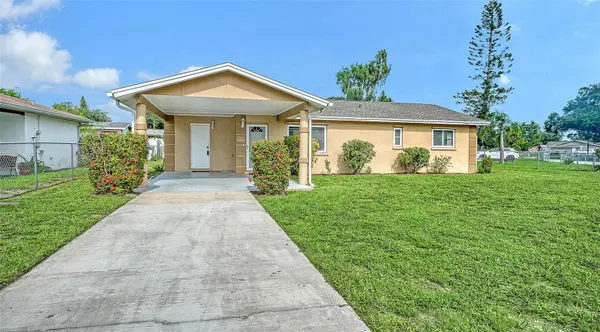 3307 NEWTOWN BLVD, Sarasota, FL 34234