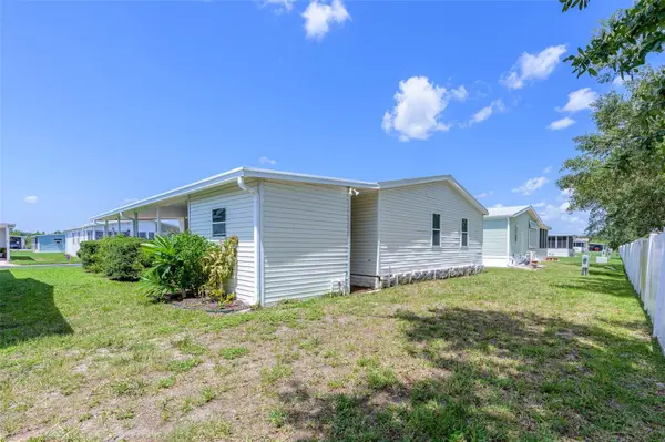 5707 45TH ST E #222, Bradenton, FL 34203