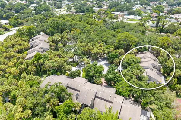 5182 LANCEWOOD DR #14, Sarasota, FL 34232