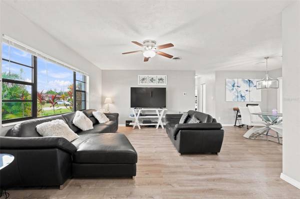 Address not disclosed, Venice, FL 34293