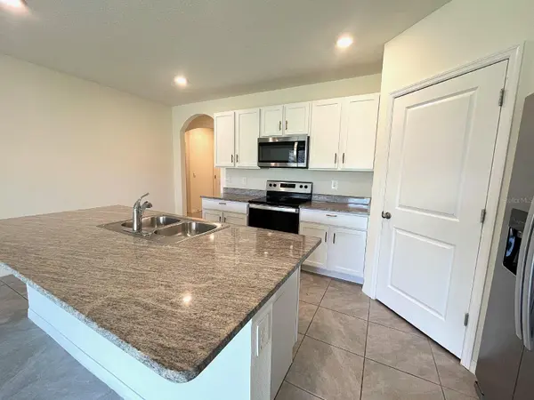 12724 LATERAL ROOT DR, Sarasota, FL 34238