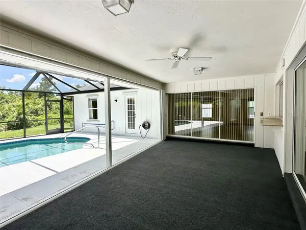 5024 SOUTHERN PINE CIR, Venice, FL 34293