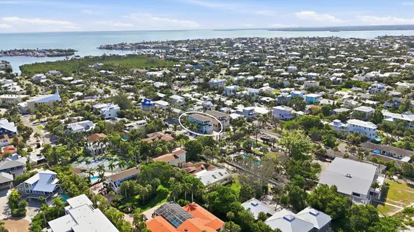 115 AQUA LN, Holmes Beach, FL 34217