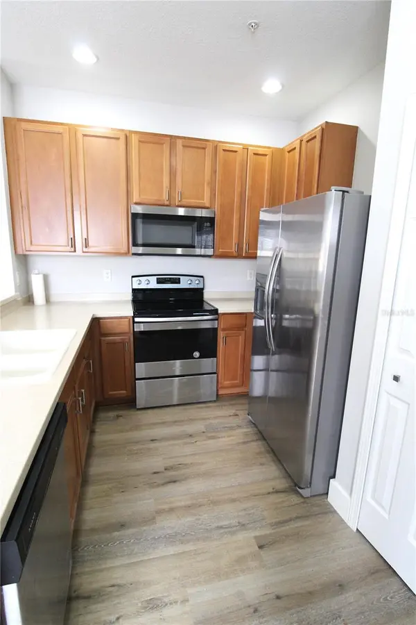 3475 PARKRIDGE CIR #17-202, Sarasota, FL 34243