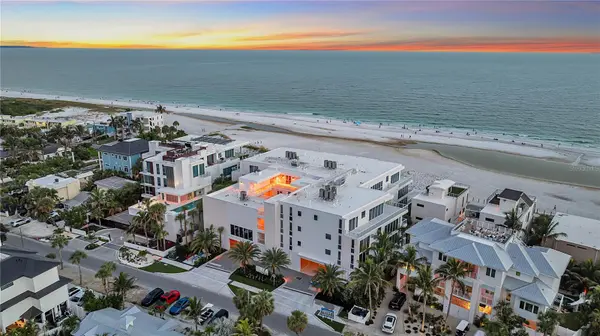 70 AVENIDA VENECCIA #204, Sarasota, FL 34242