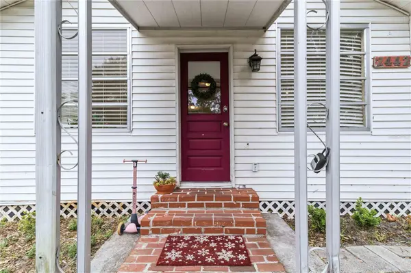2442 NOVUS ST, Sarasota, FL 34237
