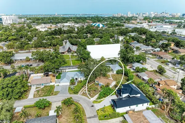 1300 LOMA LINDA CT, Sarasota, FL 34239