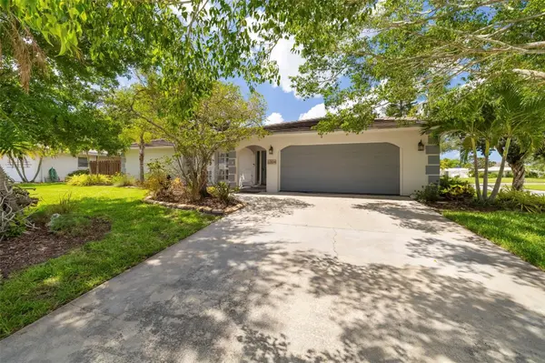 3304 SPRING MILL CIR, Sarasota, FL 34239