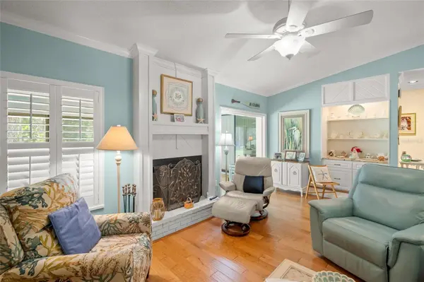 4562 FOREST WOOD TRL #15, Sarasota, FL 34241