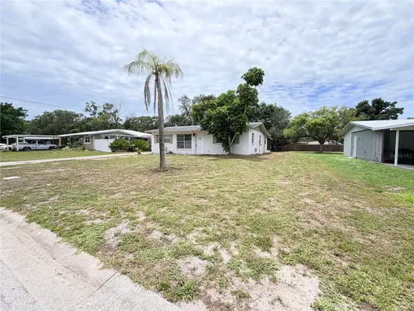 3842 HAWKEYE CIR, Sarasota, FL 34232