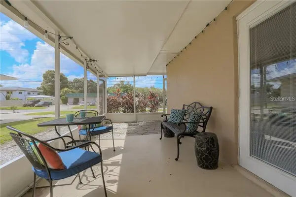 2907 HYDE PARK ST, Sarasota, FL 34239