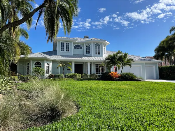 7631 COVE TER, Sarasota, FL 34231