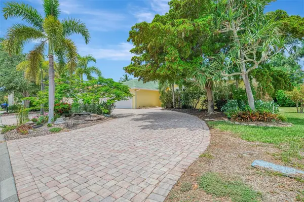 4708 SWEETMEADOW CIR, Sarasota, FL 34238