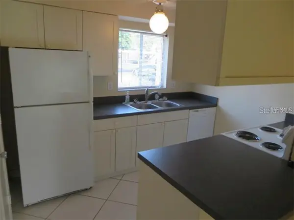 2745 HIDDEN LAKE BLVD #D, Sarasota, FL 34237