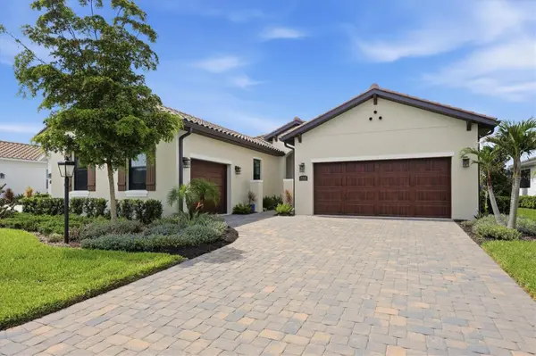 7712 SANDHILL LAKE DR, Sarasota, FL 34241