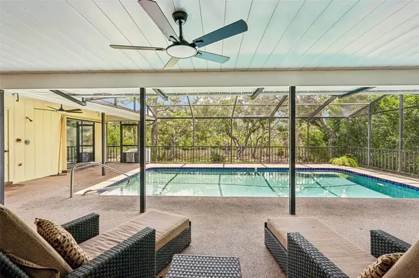 1305 SORRENTO WOODS BLVD, Nokomis, FL 34275