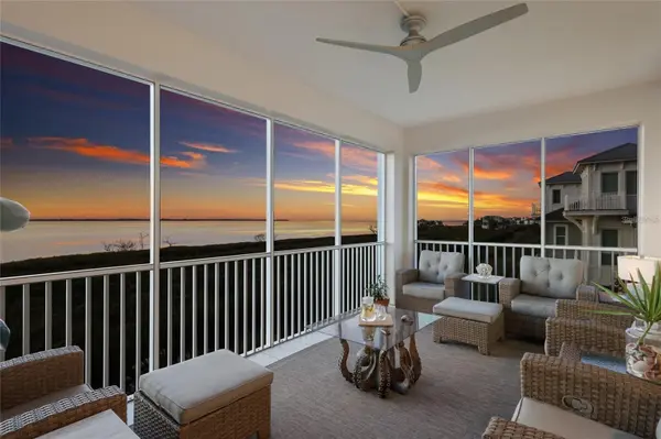 376 ARUBA CIR #203, Bradenton, FL 34209