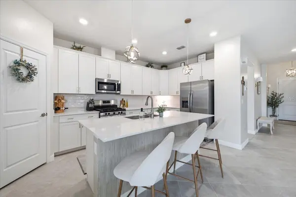 5250 CORAL REEF WAY, Lakewood Ranch, FL 34211