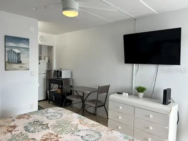 908 VILLAS DR #68, Venice, FL 34285