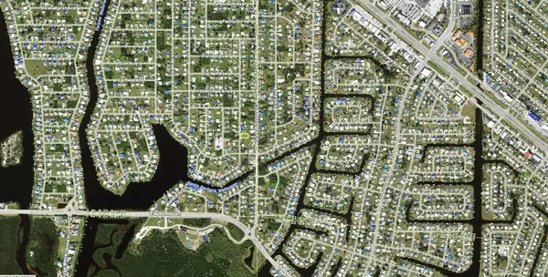 225 SEMINOLE BLVD NW, Port Charlotte, FL 33952
