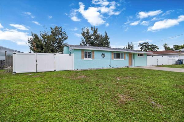 4620 3RD AVE W, Palmetto, FL 34221