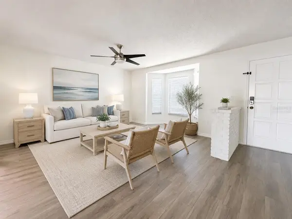 3209 PAFKO DR, Sarasota, FL 34232