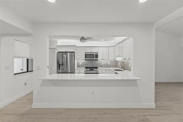 1508 PELICAN COVE RD #235, Sarasota, FL 34231