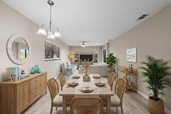 7217 CLOISTER DR #203, Sarasota, FL 34231