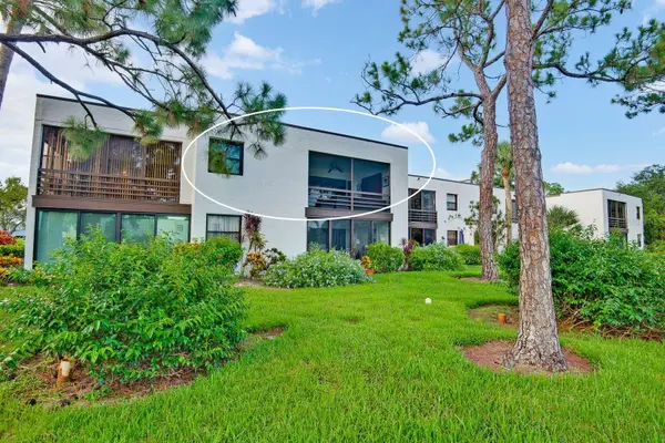5030 MARSH FIELD RD #22, Sarasota, FL 34235