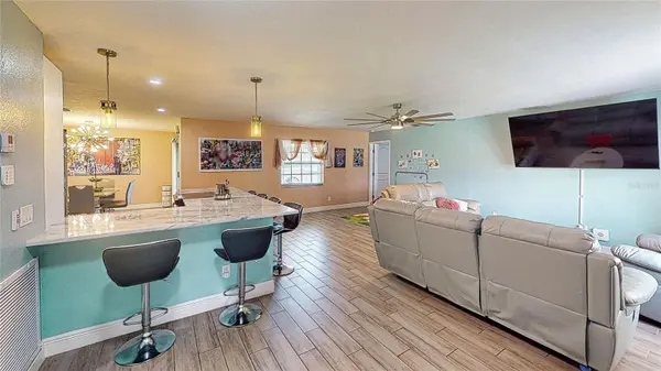 303 29TH ST E, Palmetto, FL 34221