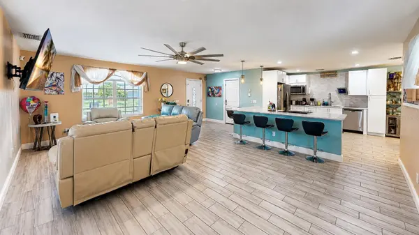 303 29TH ST E, Palmetto, FL 34221