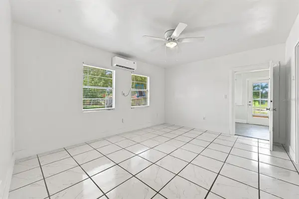 2425 9TH AVE E, Bradenton, FL 34208